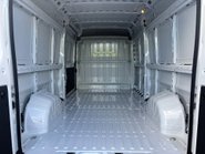 Peugeot Boxer BlueHdi 335 L3H2 Professional Premium Plus Panel Van 13