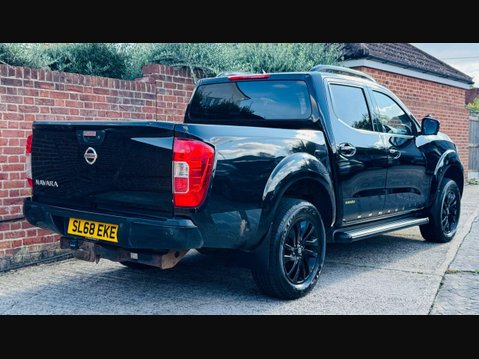 Nissan Navara 2.3 dCi N-Guard Pickup Double Cab 4dr Diesel Manual 4WD Euro 6 (s/s) (190 p 5