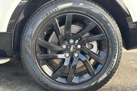 Land Rover Discovery SD6 36 Commercial HSE 32