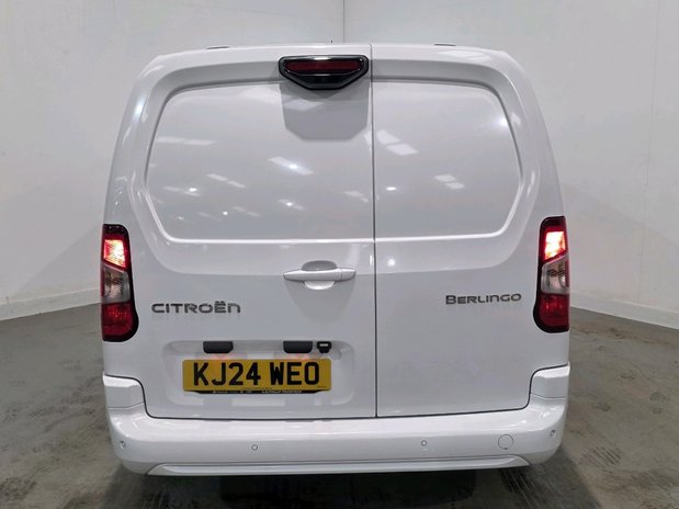 Citroen Berlingo BERLINGO XL DIESEL1.5 Blue HDi 100ps Van Driver 7