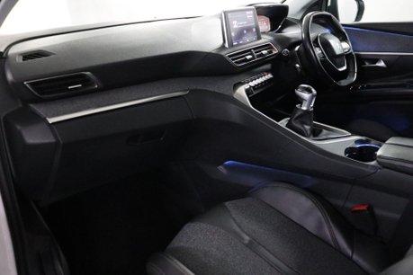Peugeot 3008 S/S ALLURE 33
