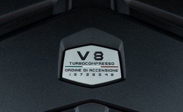 Lamborghini Urus PERFORMANTE 56