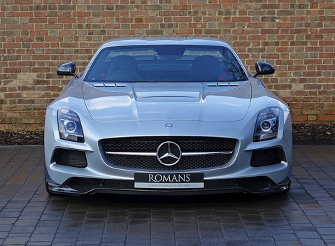 Mercedes-Benz SLS AMG Black Series 2