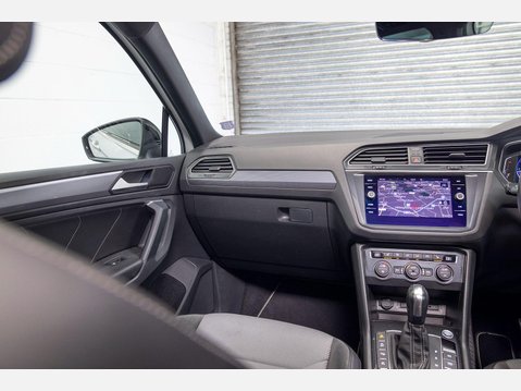 Volkswagen Tiguan 1.5 TSI EVO R-Line Tech DSG Euro 6 (s/s) 5dr 36