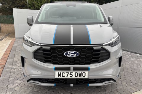 Ford Transit Custom 320 L1 Sport 170 ps Automatic AWD DCIV with Tailgate 11