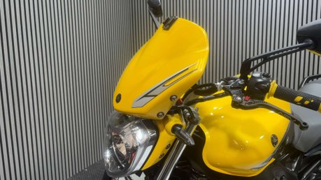 Yamaha FZ ONLY 16K CUSTOM 600CC NAKED BIKE NEW MOT WARRANTY 34