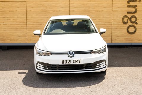 Volkswagen Golf LIFE TSI 5