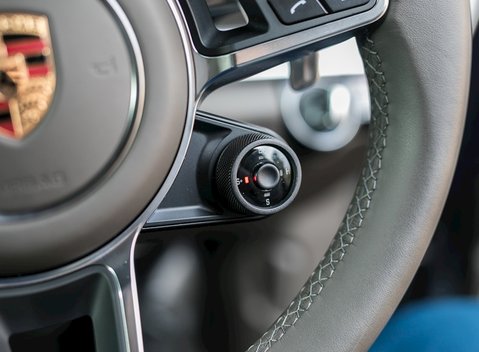 Porsche Panamera Turbo S E-Hybrid Executive 22