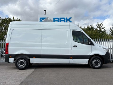 Mercedes-Benz Sprinter 2.0 315 CDI Progressive Panel Van 5dr Diesel Manual FWD L2 H2 Euro 6 (s/s) 8