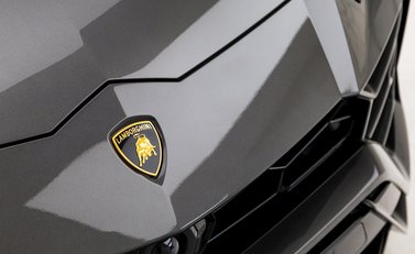 Lamborghini Urus 25