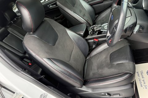 Ford Edge ST-LINE ECOBLUE - PAN ROOF -DRIVERS ASSISTANCE PACKAGE - PANORAMIC ROOF  35