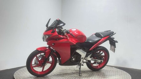 Honda CBR 2013 SPORTS BIKE PROJECT BIKE PARTS BIKE BREAKER 125CC 5
