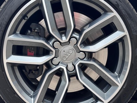 Audi S3 2.0 TFSI Sportback 5dr Petrol S Tronic quattro Euro 6 (s/s) (300 ps) 4