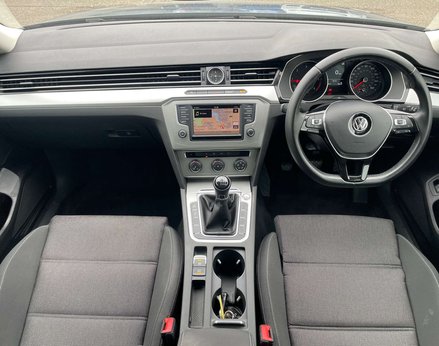 Volkswagen Passat 2.0 Passat SE Business TDI BlueMotion Technology 4dr 2