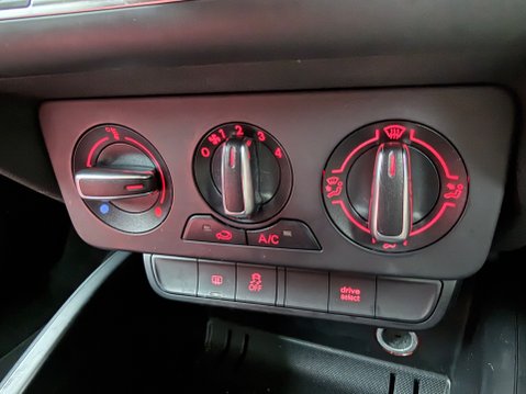 Audi A1 SPORTBACK TFSI SPORT NAV 16