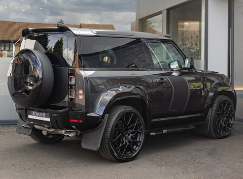 Land Rover Defender 90 V8 P525 4