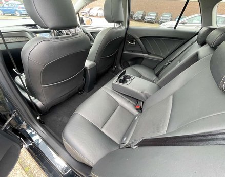 Toyota Avensis 1.8 Avensis Excel Valvematic CVT 5dr 61