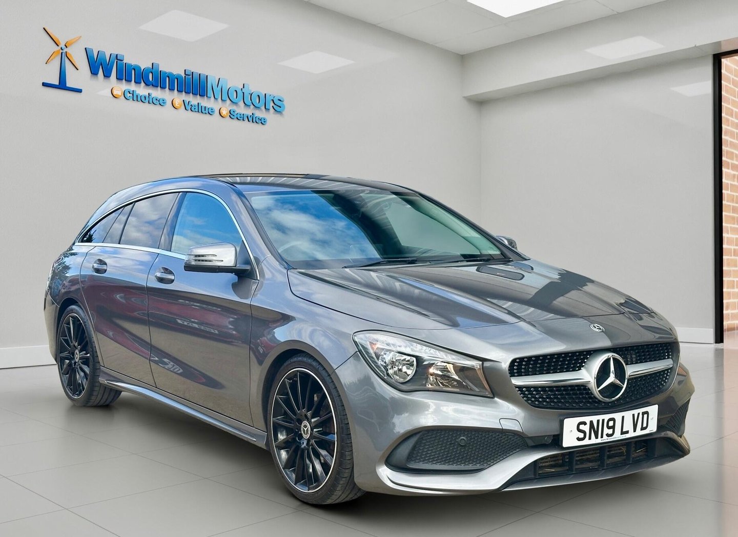 2019 Mercedes-Benz Cla Class — image 1