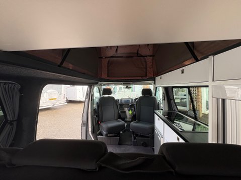 Volkswagen Transporter 19