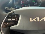Kia Niro 1.6h GDi Pure DCT Euro 6 (s/s) 5dr 27