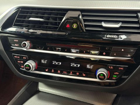 BMW 5 Series 2.0 520d M Sport Saloon 4dr Diesel Auto xDrive Euro 6 (s/s) (190 ps) 38
