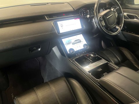Land Rover Range Rover Velar 2.0 Range Rover Velar R-Dynamic HSE D240 Auto 4WD 5dr 35