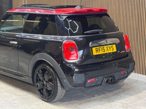 Mini Hatch 2.0 John Cooper Works Auto 3dr 34