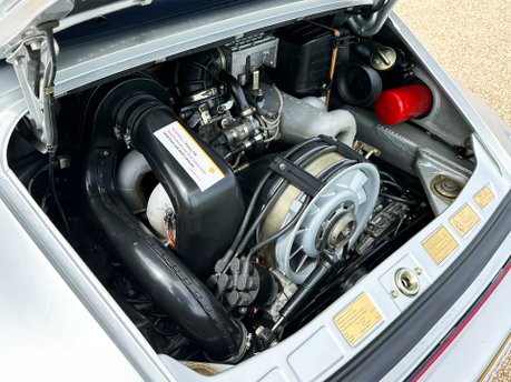 Porsche 911 CARRERA 3.2 CONVERTIBLE 78