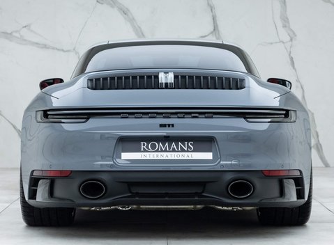 Porsche 911 Targa 4 GTS (992) 25