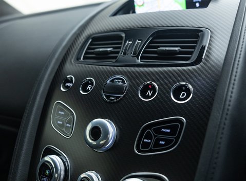 Aston Martin V12 Vantage S 25