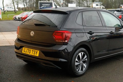 Volkswagen Polo MATCH TSI 8