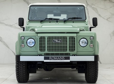 Land Rover Defender 110 Heritage 4