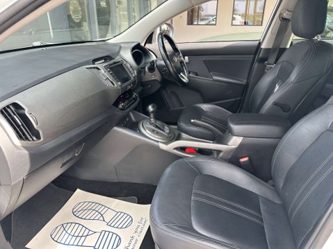 Kia Sportage 2.0 Sportage KX-4 CRDi Auto 4WD 5dr 12