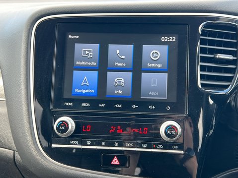 Mitsubishi Outlander EXCEED 12