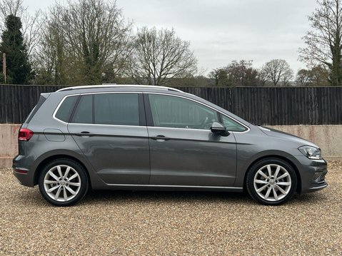 Volkswagen Golf SV GT TDI DSG 7