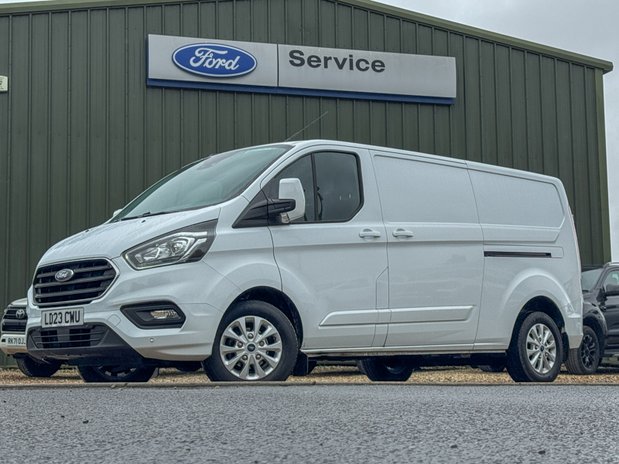 Ford Transit Custom LWB L2H1 [SOLD MT] Low Roof Limited 300 Air Con Alloys Sensors EURO 6 1