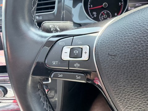 Volkswagen Golf MATCH TDI 21