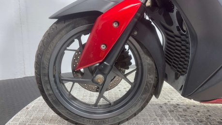 Yamaha Xmax 125 YP R 2018 21K RUNS GREAT PROJECT SCOOTER LEARNER 125CC BIKE 11