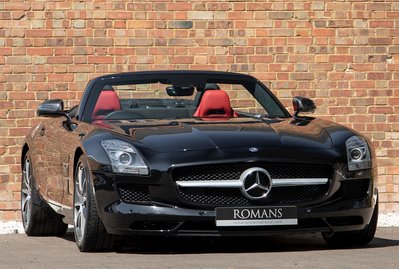 Mercedes-Benz SLS AMG Roadster