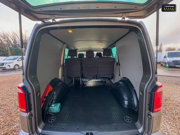 Volkswagen Transporter Crew Cab SWB L1H1 Highline T32 Air Con Alloys Sensors EURO 6 NO VAT 10