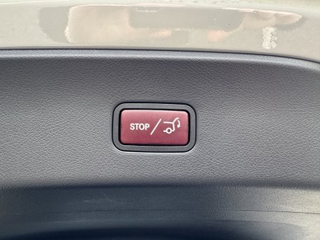 Mercedes-Benz GLC GLC 220 D MHEV 4Matic AMG Line Coupe Auto MEMORY SEATS/PARKTRONIC/SAT NAV 32