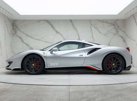 Ferrari 488 Pista Piloti 5