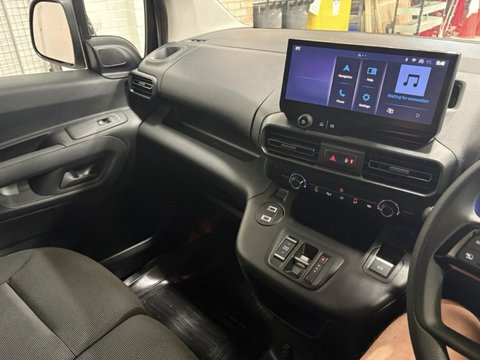 Toyota Proace City L2 ICON 13