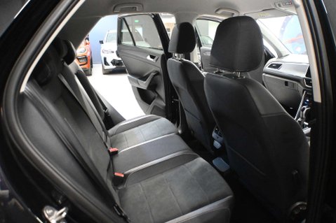 Volkswagen T-Roc 1.5 T-Roc Style TSI Semi-Auto 5dr 21