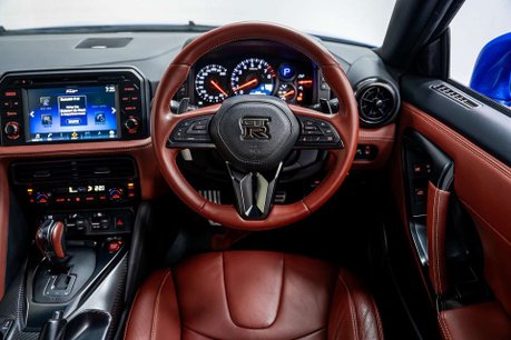 Nissan GT-R Premium Edition 3.8 2dr Coupe Semi Auto Petrol 28