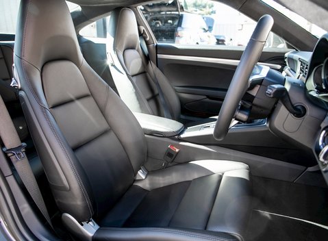 Porsche 911 (991.2) Carrera S 12