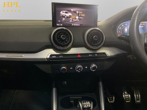 Audi Q2 1.5 TFSI CoD 35 S line SUV 5dr Petrol Manual Euro 6 (s/s) (150 ps) Air Con 17