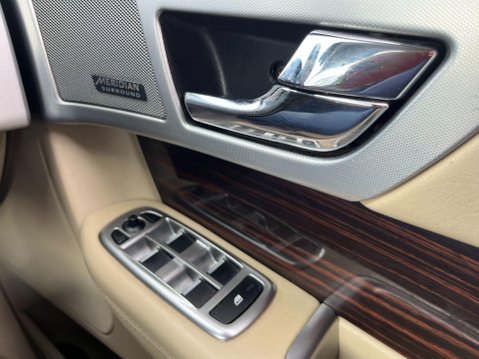 Jaguar XF 2.2d Portfolio Auto Euro 5 (s/s) 4dr 32