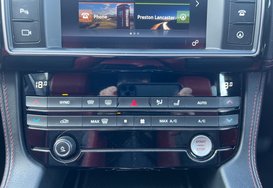 Jaguar F-Pace 3.0 V6 D300S AWD AUTO 46