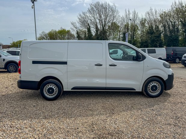 Peugeot Expert XLWB L3H1 [SOLD CM] Low Roof Professional Air Con Sensors Euro 6 5
